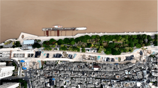 ���»��������紵��ǧ��������������Խ���������ӯVI�ġ������������Ӳ�