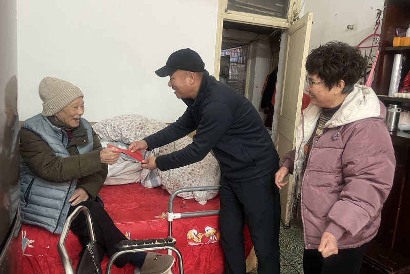 ��˾��ίίԱ����ί��ǡ����»���ϯ�̹����߷�ο�ʸ۷���˾ʡ����ģ