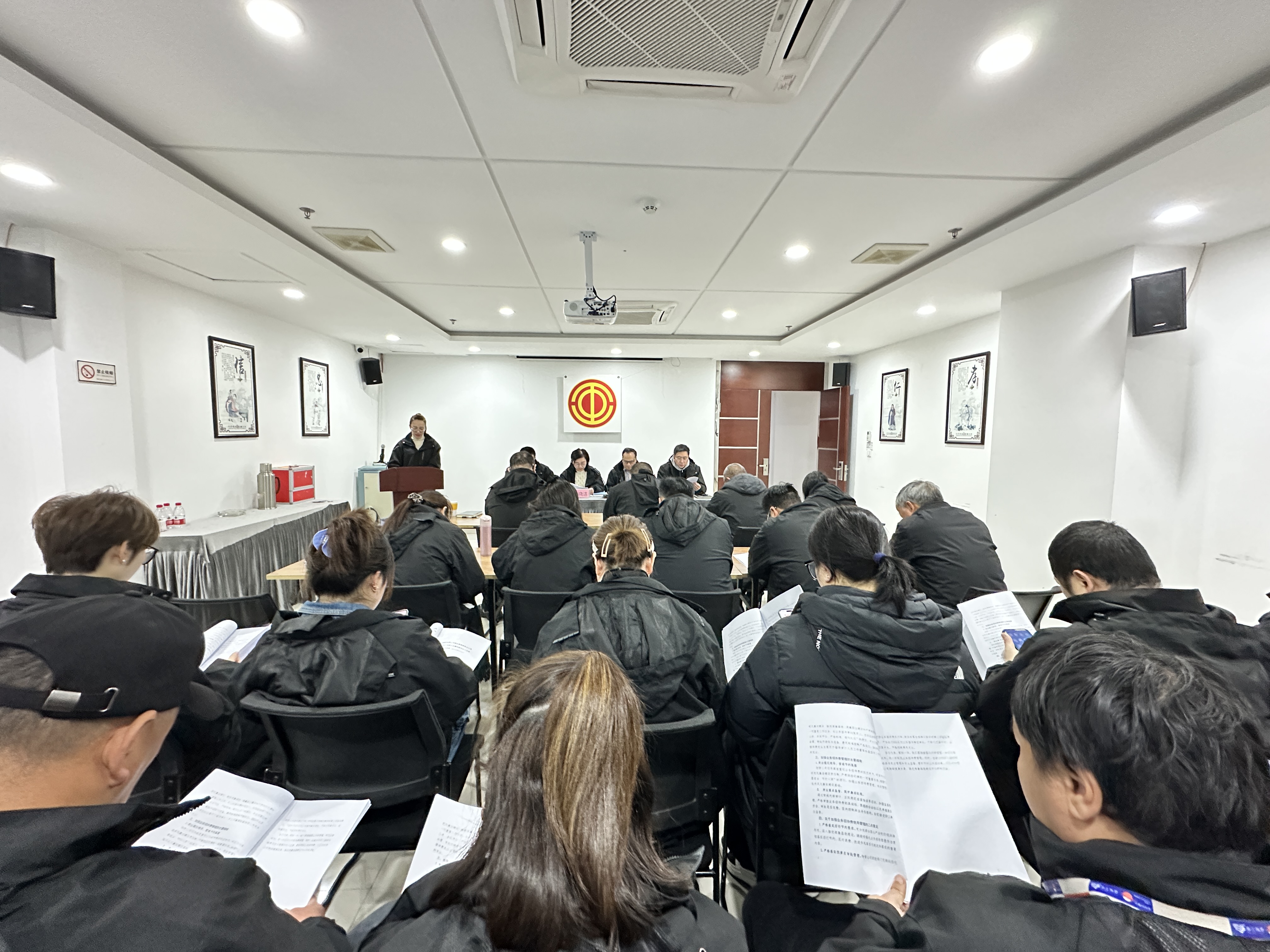 ��ӯVI����--׷�󿵽�,����һ������